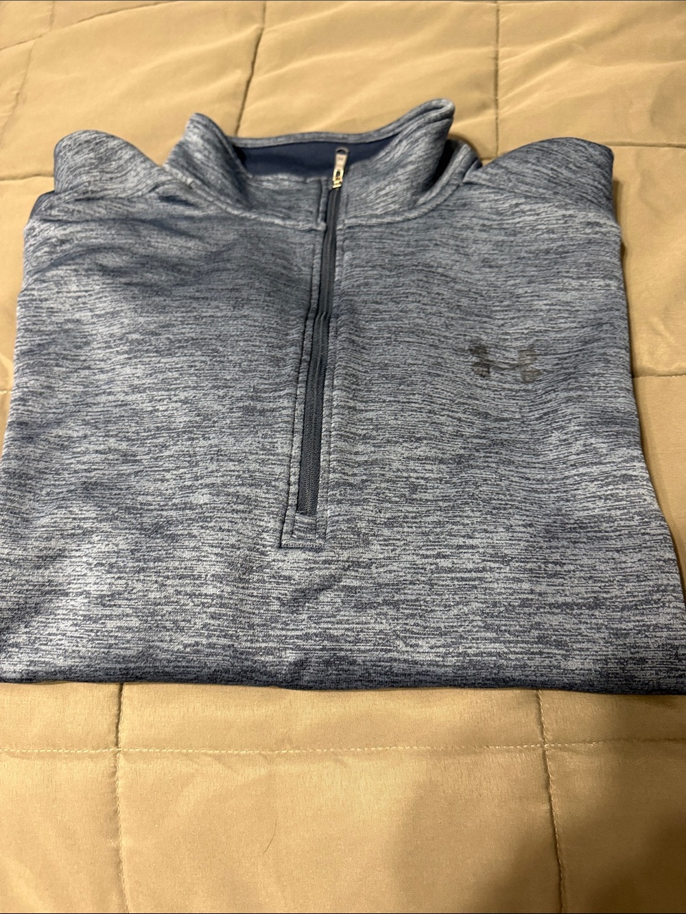 Under Armour 1/4 zip. Size XL